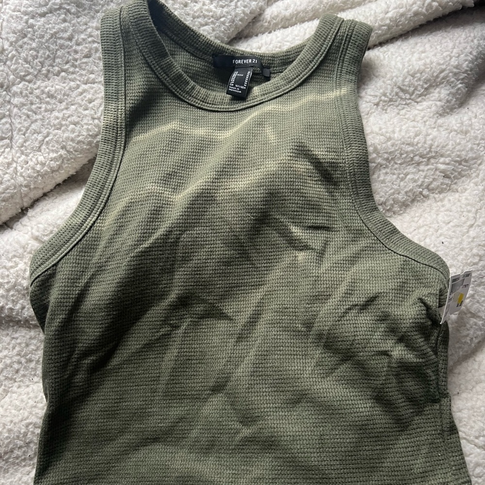 Cropped green tank top, forever 21